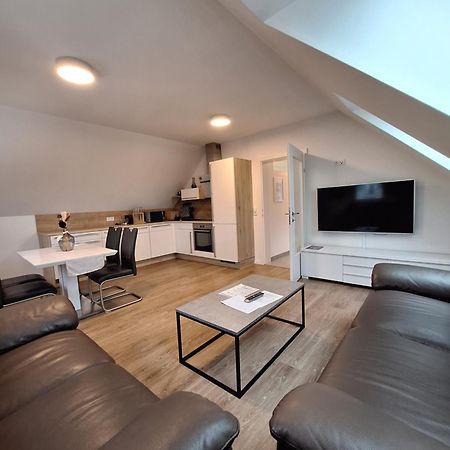 Murtal Appartement Groessingblick Top 5 Zeltweg Kültér fotó